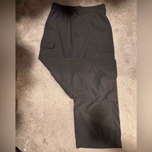 Extra High-Waisted Drapey Cargo Super Wide-Leg Pants - Old Navy - Size L